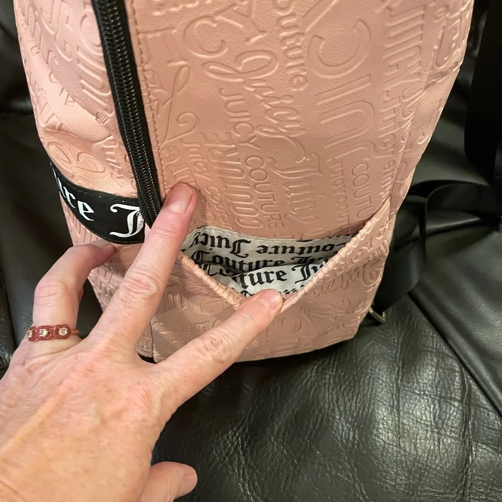 RARE PINK JUICY Couture Embossed Signature “Our Zips Say It All” Backpack 💗